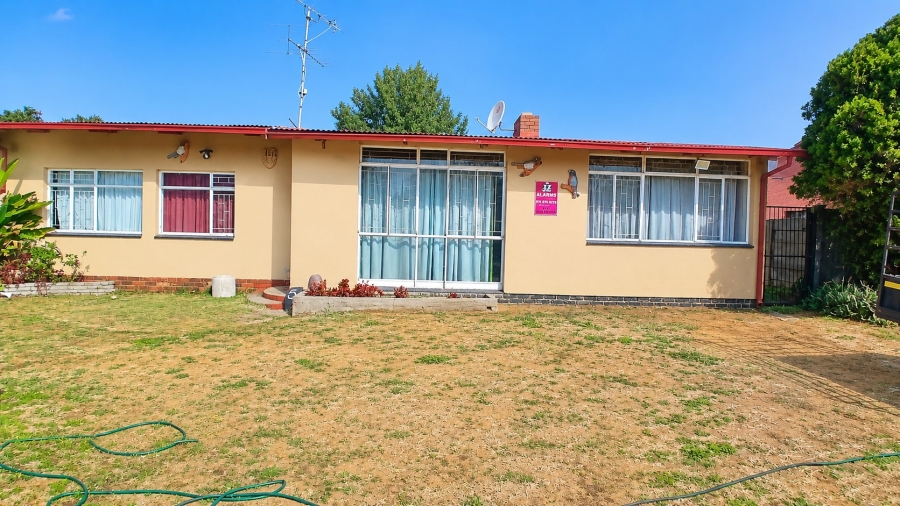 4 Bedroom Property for Sale in Sasolburg Ext 12 Free State